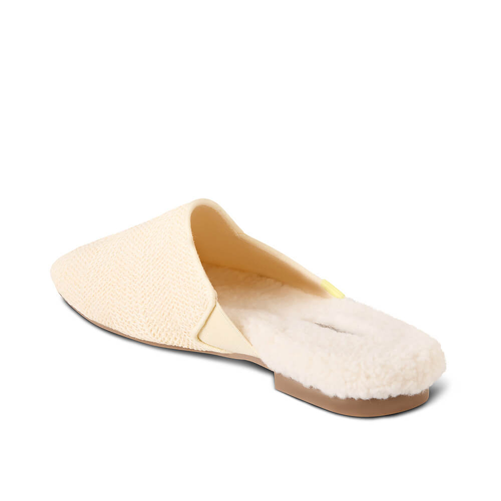 Luvons luxury slippers for women in raffia cream, back angle view